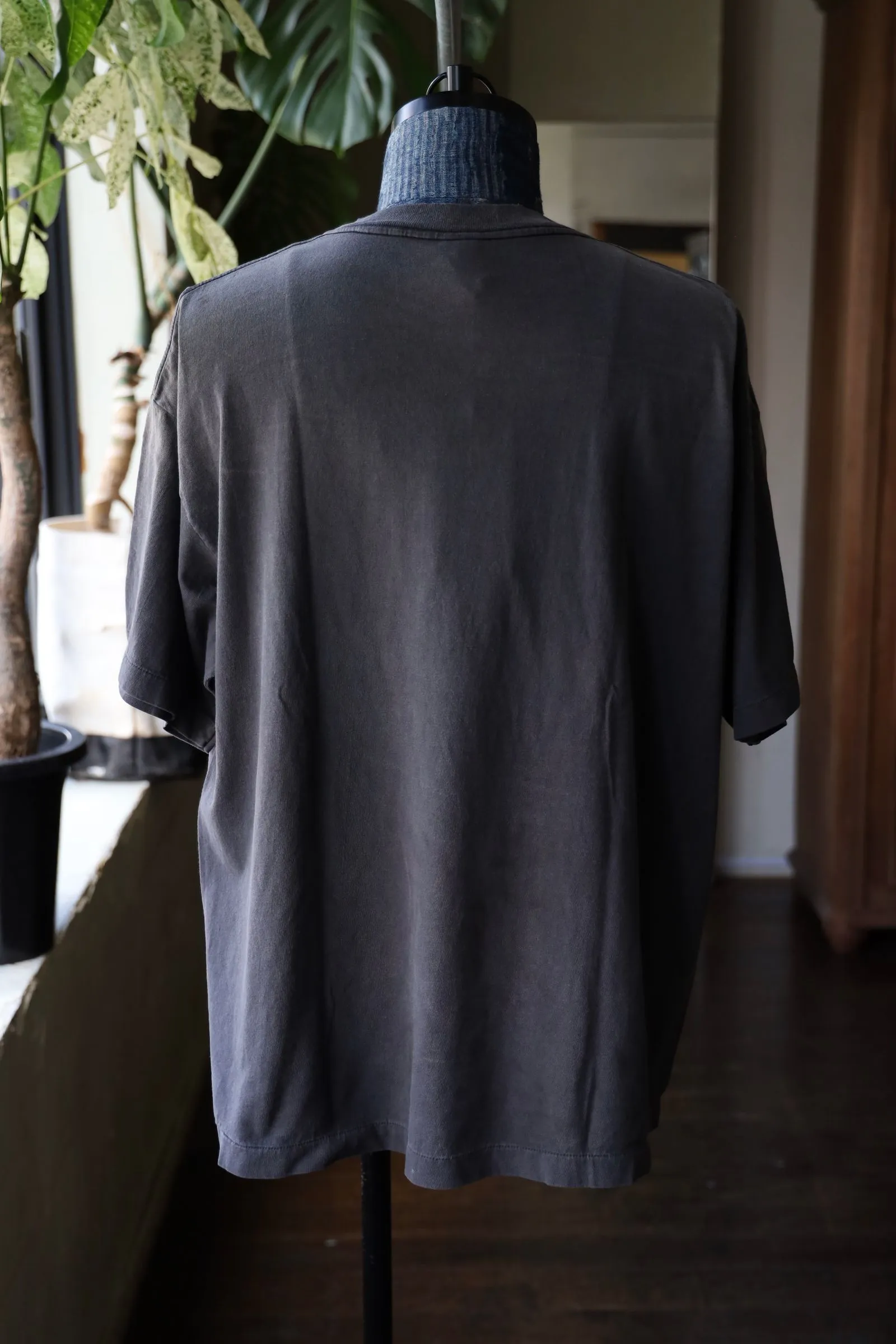 SAINT Mxxxxxx × NEIGHBORHOOD STHD . SS TEE PRAY/BLK NBHD Shinsuke Takizawa co-branded model Praying scale tee Washed black S-XL SAINT HOOD theme co-branded capsule series Garment dyeing Rewashing water fading Destroying graffiti Simulating natural distressed effect Top printing technology Washing treatment Correct version Customized joint main mark/wash mark/cherub mark